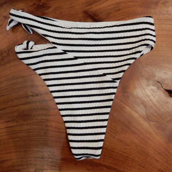 LSPACE Jack Bitsy Cutout High Waist Bikini Bottoms Size S Cheeky Stripe NEW $99 - Picture 7 of 10